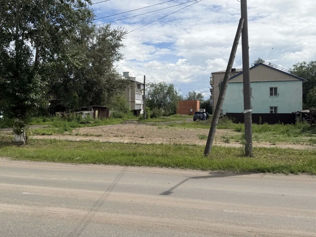 В Шилкинском округе после вмешательства прокуратуры снесен аварийный дом В Шилкинском округе после вмешательства прокуратуры снесен аварийный дом