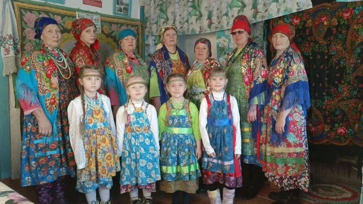 Здание Дома фольклора со 130-летней историей в селе Новосалия отремонтировали благодаря нацпроекту «Семья» в июне этого года Здание Дома фольклора со 130-летней историей в селе Новосалия отремонтировали благодаря нацпроекту «Семья» в июне этого года