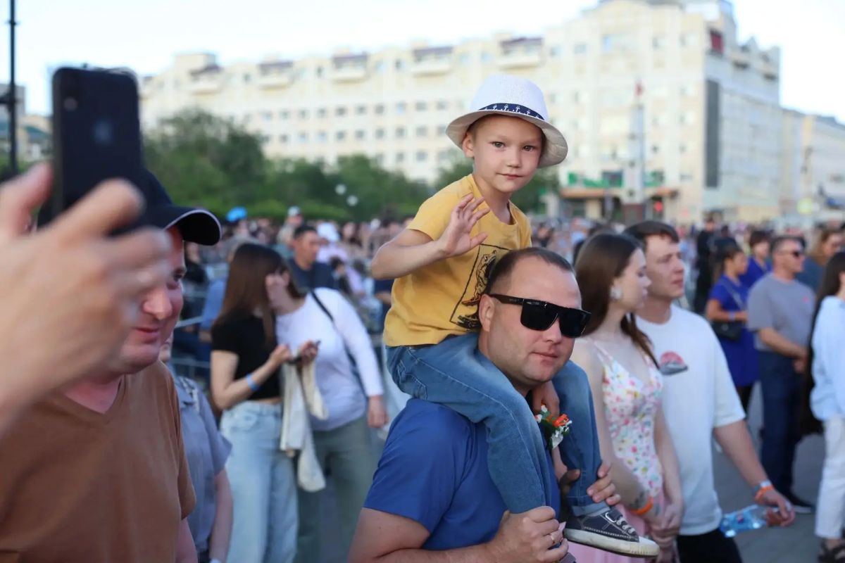 Инна Щеглова: Большим красивым концертом Чита продолжила отмечать День металлурга Инна Щеглова: Большим красивым концертом Чита продолжила отмечать День металлурга