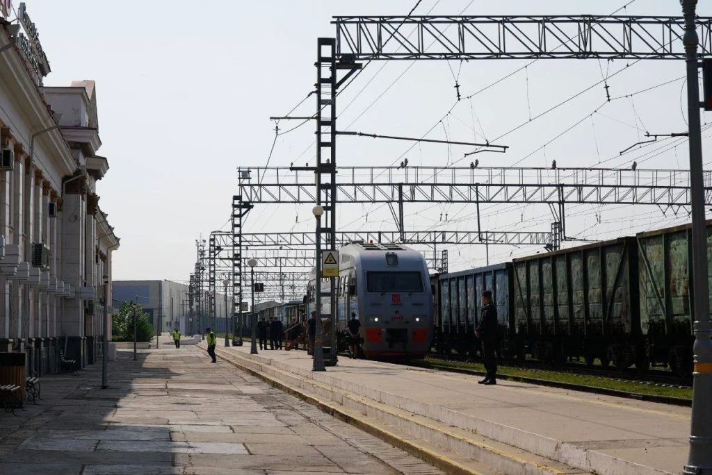 Более 360 вагонов с топливом доставили в Забайкалье за неделю