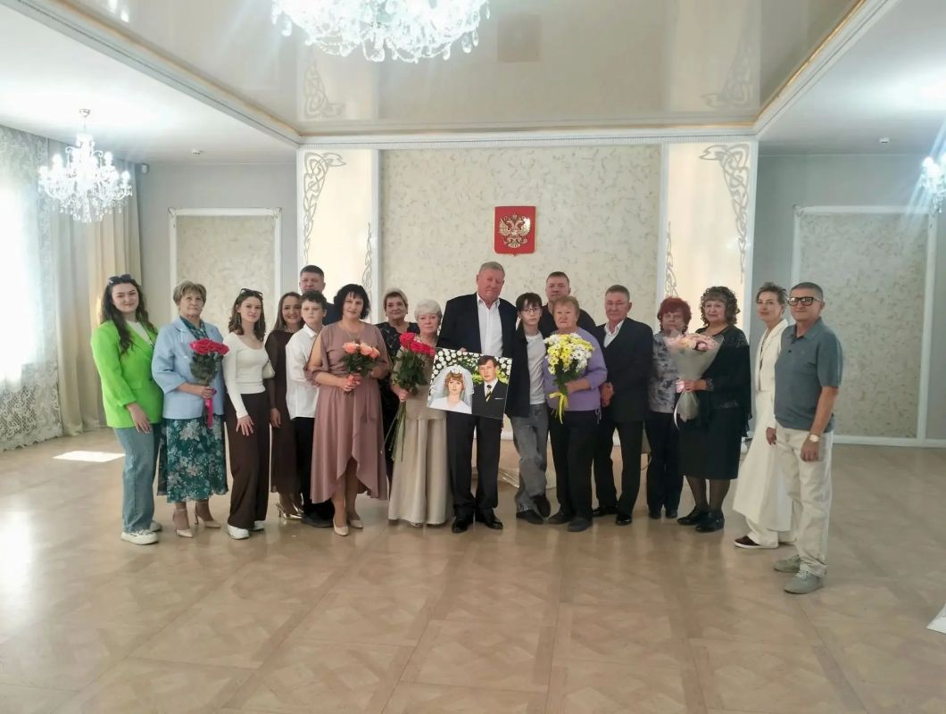 Полвека любви, семьи и верности отметили супруги Горковенко Полвека любви, семьи и верности отметили супруги Горковенко