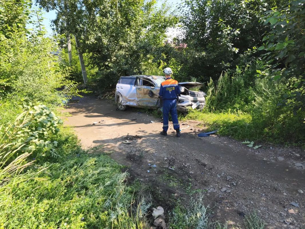 22 июля в 10:11 оперативному дежурному поисково-спасательной службы ГУ "Забайкалпожспас" поступила информация от службы 112 о дорожно-транспортном проишествии по адресу Романовский тракт 37, дежурная смена по прибытию на... 22 июля в 10:11 оперативному дежурному поисково-спасательной службы ГУ "Забайкалпожспас" поступила информация от службы 112 о дорожно-транспортном проишествии по адресу Романовский тракт 37, дежурная смена по прибытию на...