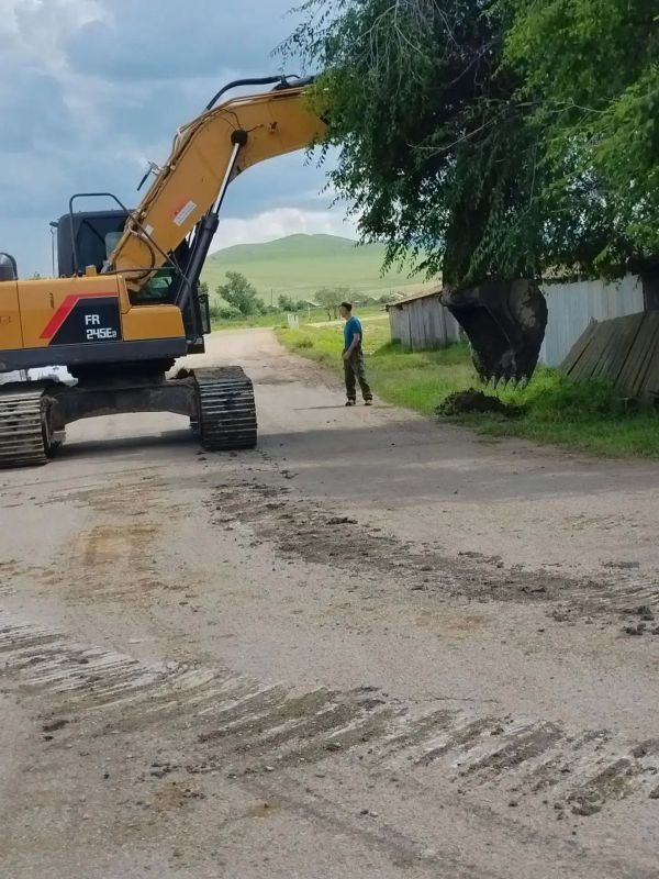 В селе Бырка Приаргунского округа устранили угрозу подтопления жилых домов В селе Бырка Приаргунского округа устранили угрозу подтопления жилых домов