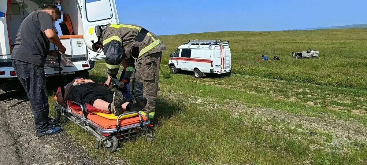 Спасатели Могойтуйского поисково-спасательного отряда МЧС России ликвидировали последствия ДТП, которое случилось на 191 км федеральной трассы «Чита – Забайкальск» Спасатели Могойтуйского поисково-спасательного отряда МЧС России ликвидировали последствия ДТП, которое случилось на 191 км федеральной трассы «Чита – Забайкальск»