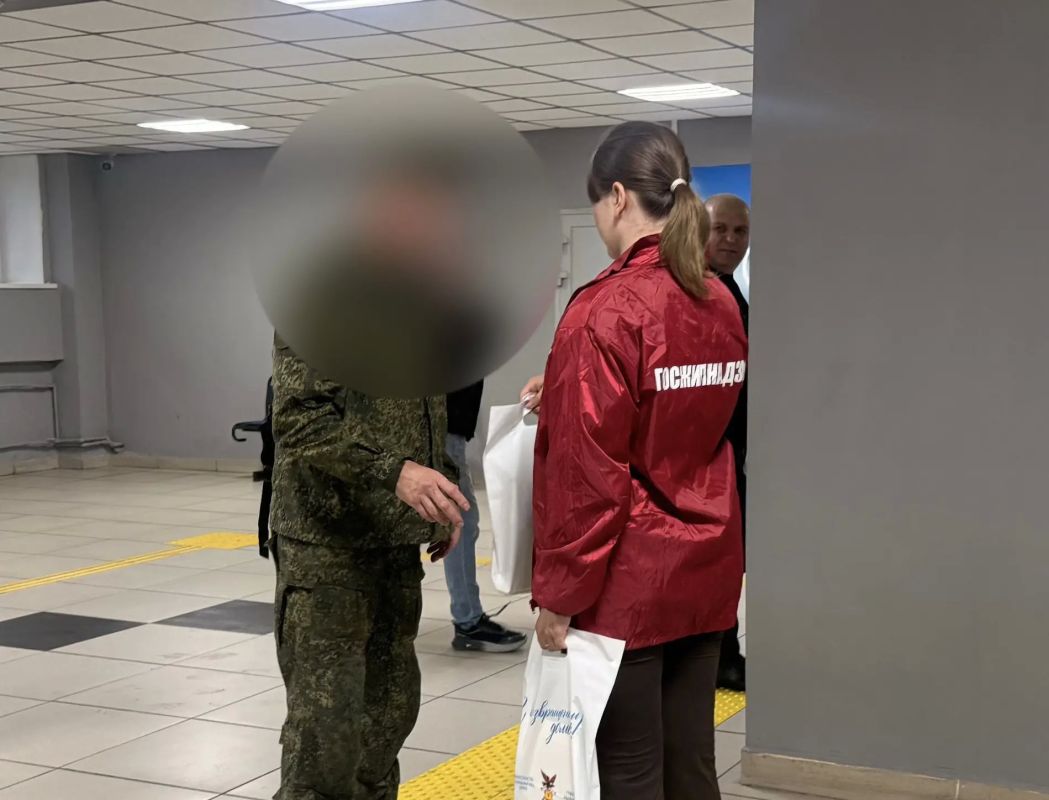Раннее утро в аэропорту Читы — время долгожданных встреч Раннее утро в аэропорту Читы — время долгожданных встреч