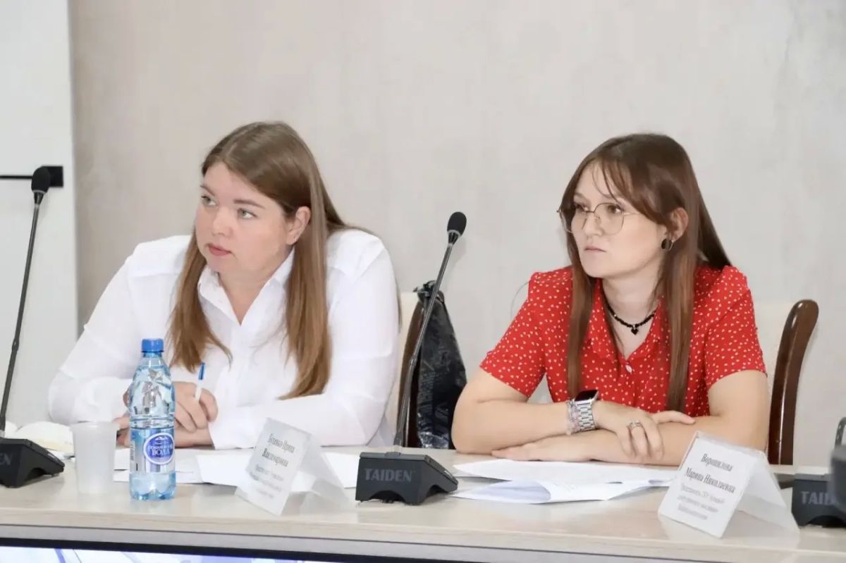 В Чите усилили работу по противодействию нелегальной занятости: заседания рабочей группы станут ежемесячными В Чите усилили работу по противодействию нелегальной занятости: заседания рабочей группы станут ежемесячными
