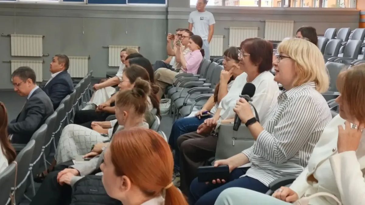 Представителей искусства и культуры Забайкалья обучают экономической грамотности Представителей искусства и культуры Забайкалья обучают экономической грамотности