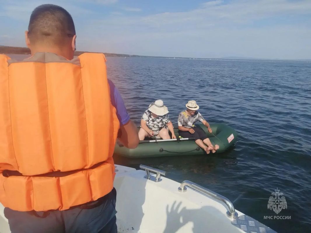 Инспекторы ГИМС продолжают патрулирование водоёмов Забайкалья Инспекторы ГИМС продолжают патрулирование водоёмов Забайкалья