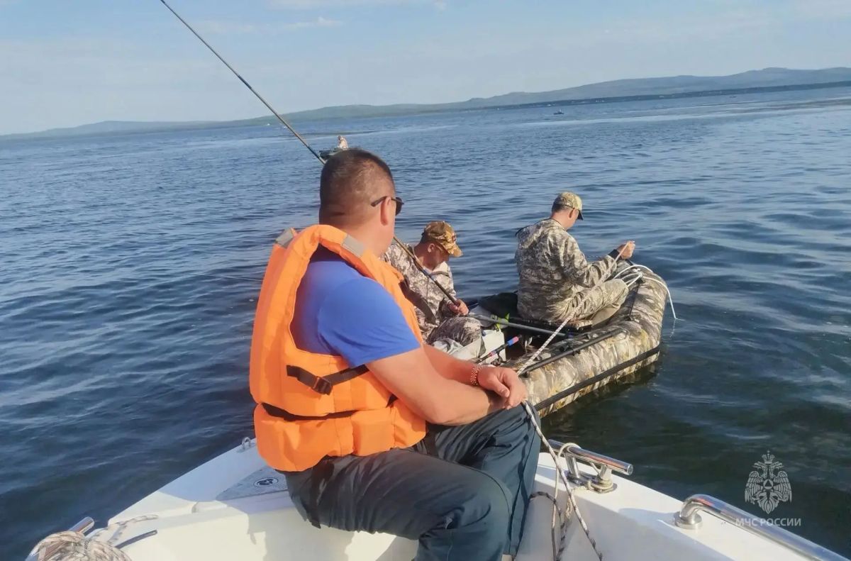 Инспекторы ГИМС продолжают патрулирование водоёмов Забайкалья Инспекторы ГИМС продолжают патрулирование водоёмов Забайкалья