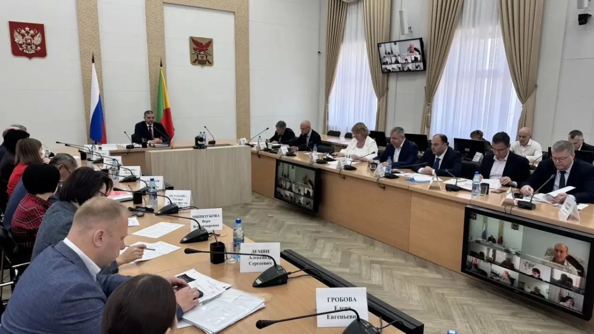 Александр Осипов: Провёл оперативное совещание с правительством Забайкальского края Александр Осипов: Провёл оперативное совещание с правительством Забайкальского края