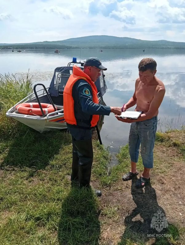 Государственные инспекторы по маломерным судам подвели промежуточные итоги работы за август Государственные инспекторы по маломерным судам подвели промежуточные итоги работы за август