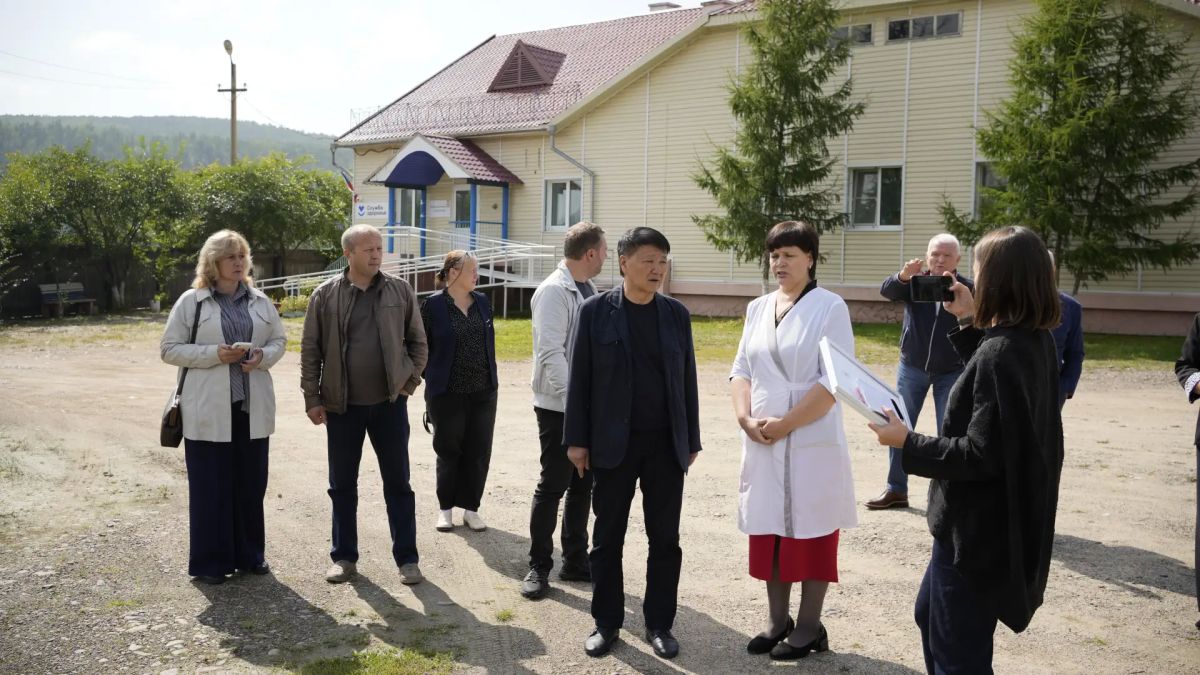 Кон Ен Хва предложил строить арендное жилье для специалистов в Усть-Карске Кон Ен Хва предложил строить арендное жилье для специалистов в Усть-Карске
