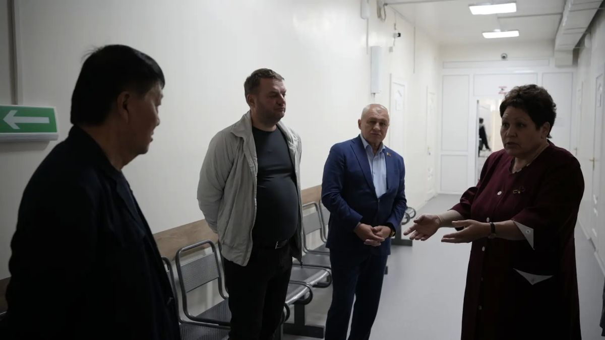 Кон Ен Хва предложил строить арендное жилье для специалистов в Усть-Карске Кон Ен Хва предложил строить арендное жилье для специалистов в Усть-Карске