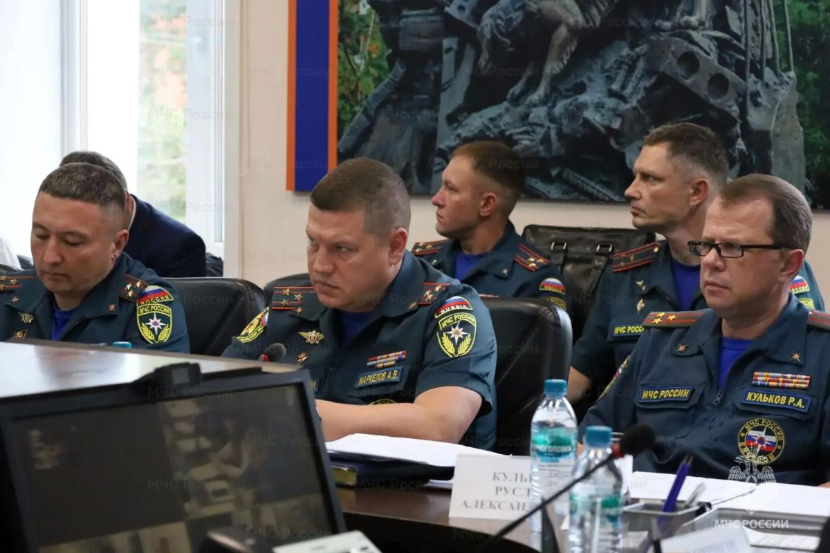 В Главном управлении оценили риски третьей волны паводка и готовность сил к новым осадкам В Главном управлении оценили риски третьей волны паводка и готовность сил к новым осадкам