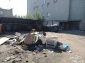 Сотрудники отдела экологического надзора провели выездное обследование Читы и обнаружили захламление территорий возле контейнерных площадок