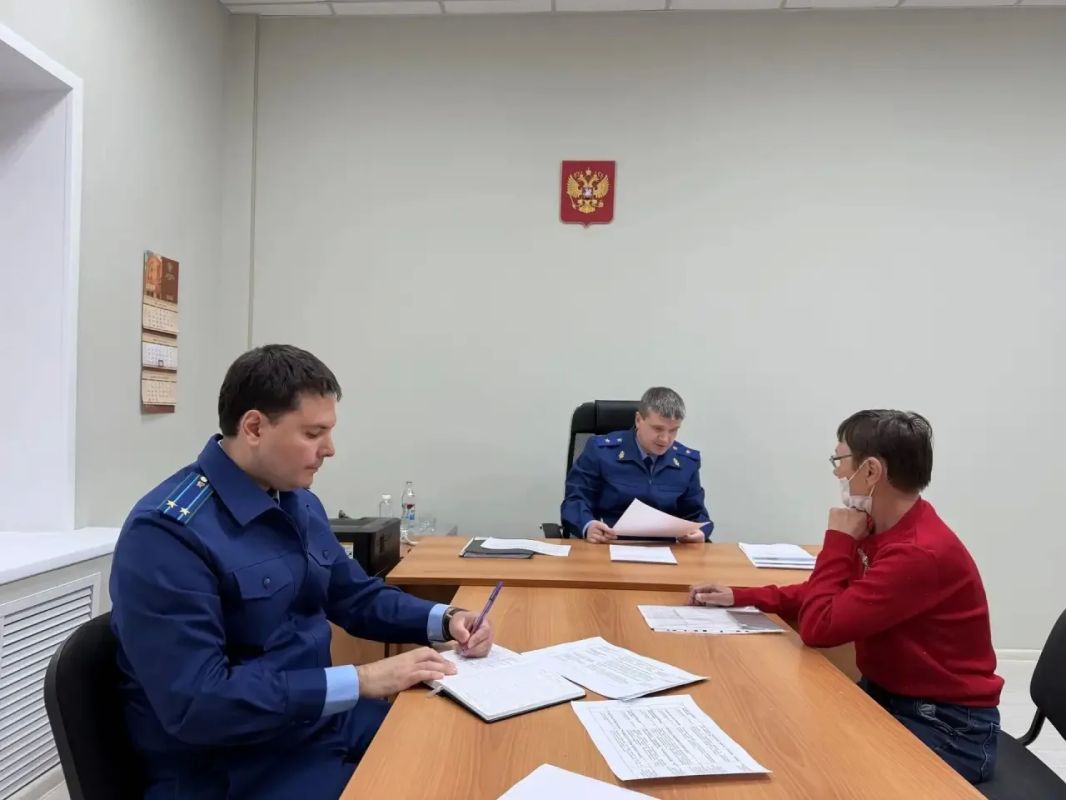 Прокурор Забайкальского края Александр Яновский провел личный прием жителей Краснокаменского округа Прокурор Забайкальского края Александр Яновский провел личный прием жителей Краснокаменского округа