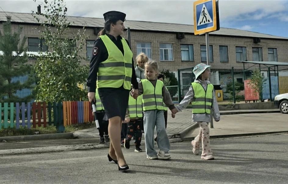 Дошколята из Засопки стали участниками всероссийской акции «Внимание, дети!» Дошколята из Засопки стали участниками всероссийской акции «Внимание, дети!»