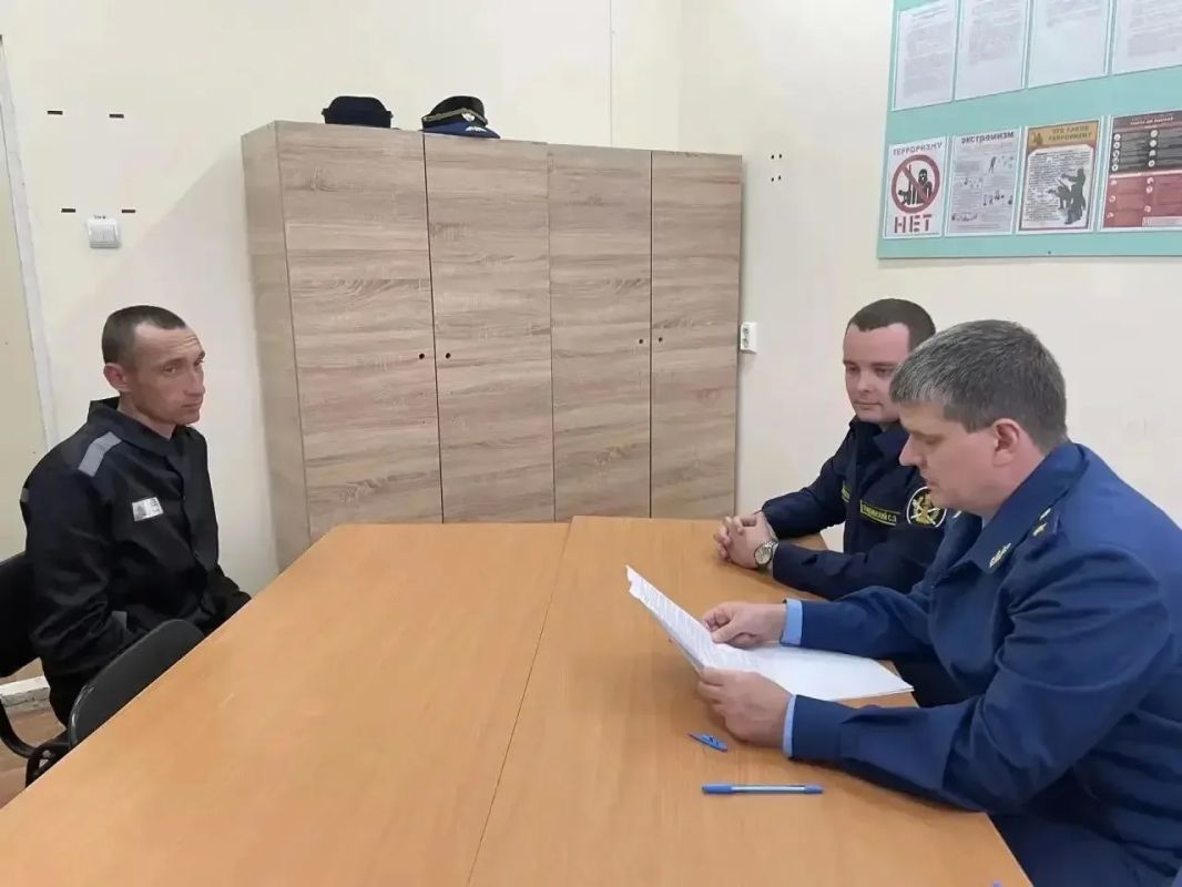 Прокурор Забайкальского края Александр Яновский в ходе рабочей поездки в Краснокаменск проверил исправительную колонию № 10 Прокурор Забайкальского края Александр Яновский в ходе рабочей поездки в Краснокаменск проверил исправительную колонию № 10