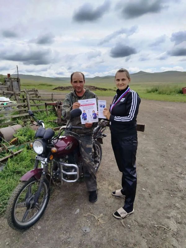 А НАС НЕ ПУГАЕТ НИ ДОЖДИК, НИ ВЕТЕР — СПЕШИМ К ИЗБИРАТЕЛЯМ НАВСТРЕЧУ! А НАС НЕ ПУГАЕТ НИ ДОЖДИК, НИ ВЕТЕР — СПЕШИМ К ИЗБИРАТЕЛЯМ НАВСТРЕЧУ!