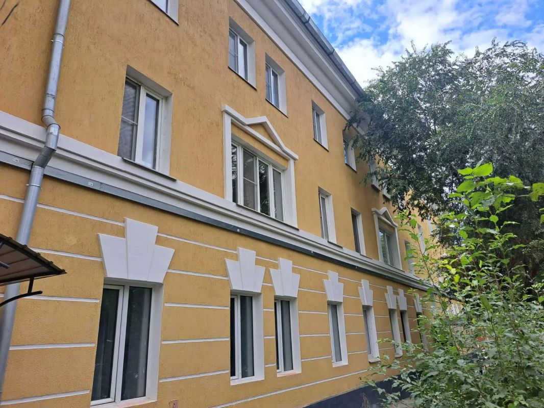 Фасады преобразили у двух домов на гостевом маршруте Читы Фасады преобразили у двух домов на гостевом маршруте Читы