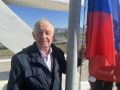 Честь поднять Государственный флаг России в ходе церемонии предоставлена почётному гражданину города Читы врачу Евгению Бурдинскому