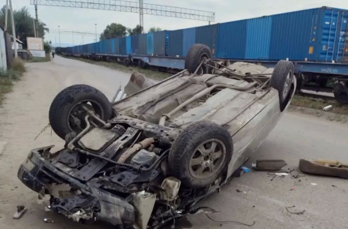 Водитель Toyota Camry погиб после ДТП с опрокидыванием в Чите Водитель Toyota Camry погиб после ДТП с опрокидыванием в Чите