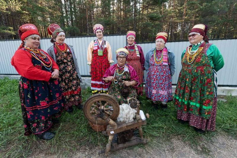 Доброе утро!. Пусть сегодня ваш день сложится так же гармонично, как узоры на костюме семейских старообрядцев из села Красный Чикой