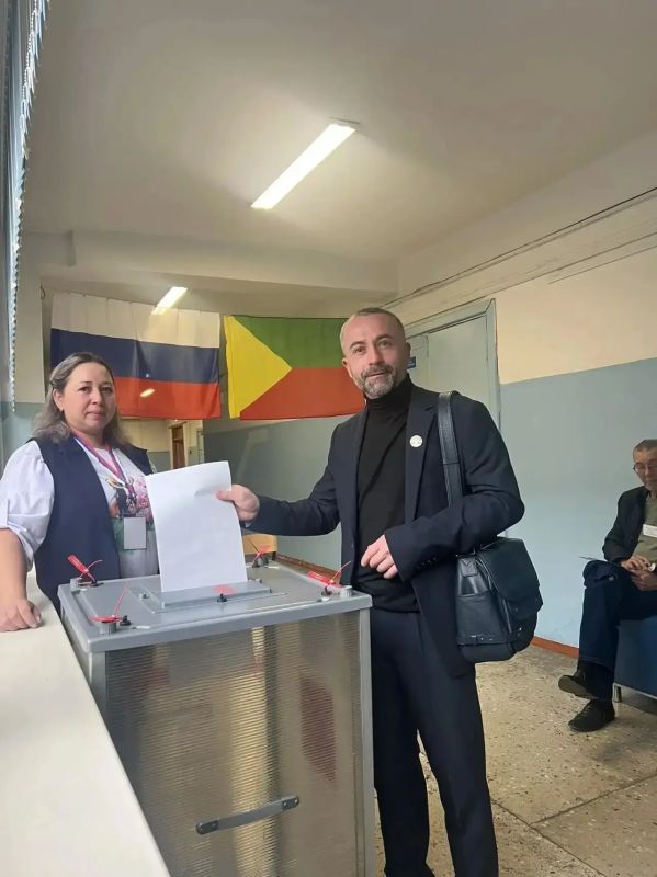 Коллектив Министерства образования Забайкальского края в полном составе исполнил свой гражданский долг на выборах в Государственную Думу Коллектив Министерства образования Забайкальского края в полном составе исполнил свой гражданский долг на выборах в Государственную Думу