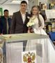 Пара из Забайкалья проголосовала сразу после свадьбы