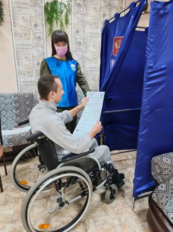 Соцучреждения продолжают рассказывать о том, как в них проходят дни выборов Соцучреждения продолжают рассказывать о том, как в них проходят дни выборов