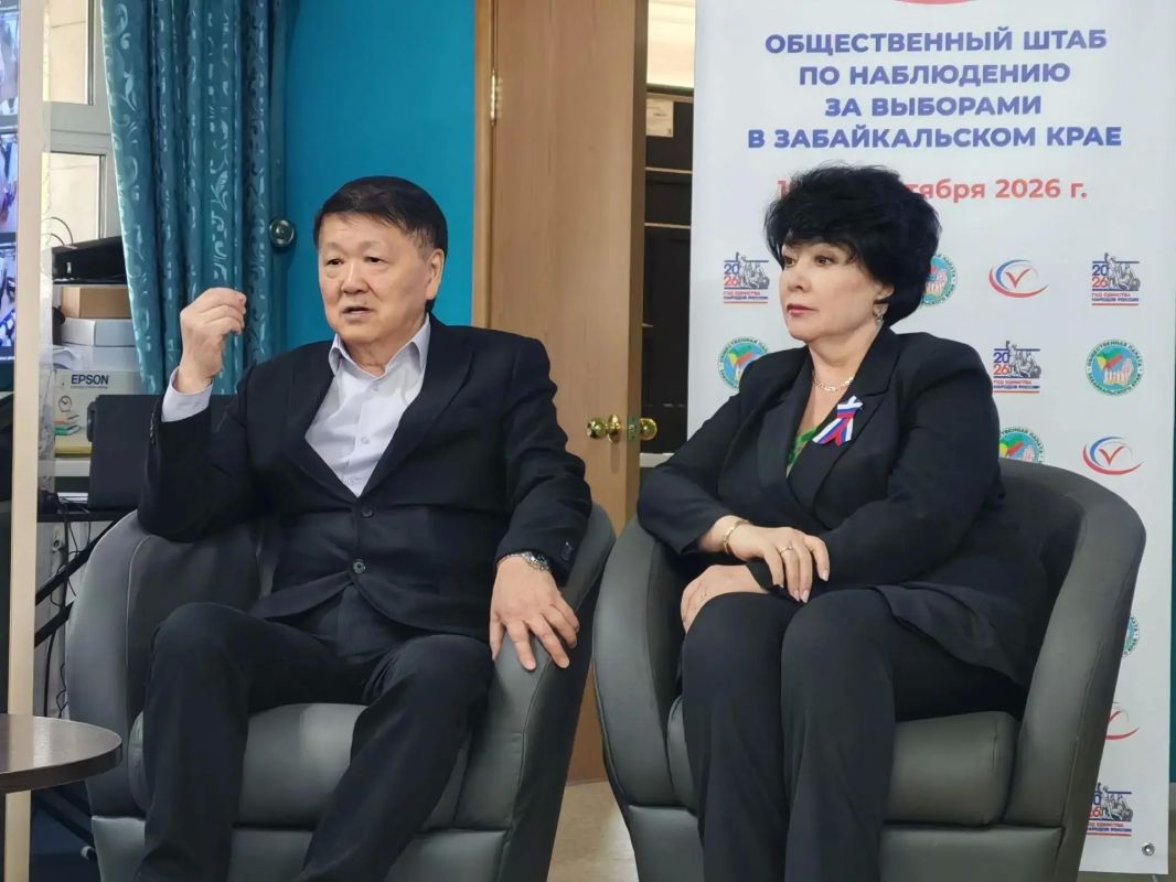 Председатель Законодательного Собрания Забайкальского края Юрий Кон посетил Центр общественного наблюдения за выборами Председатель Законодательного Собрания Забайкальского края Юрий Кон посетил Центр общественного наблюдения за выборами