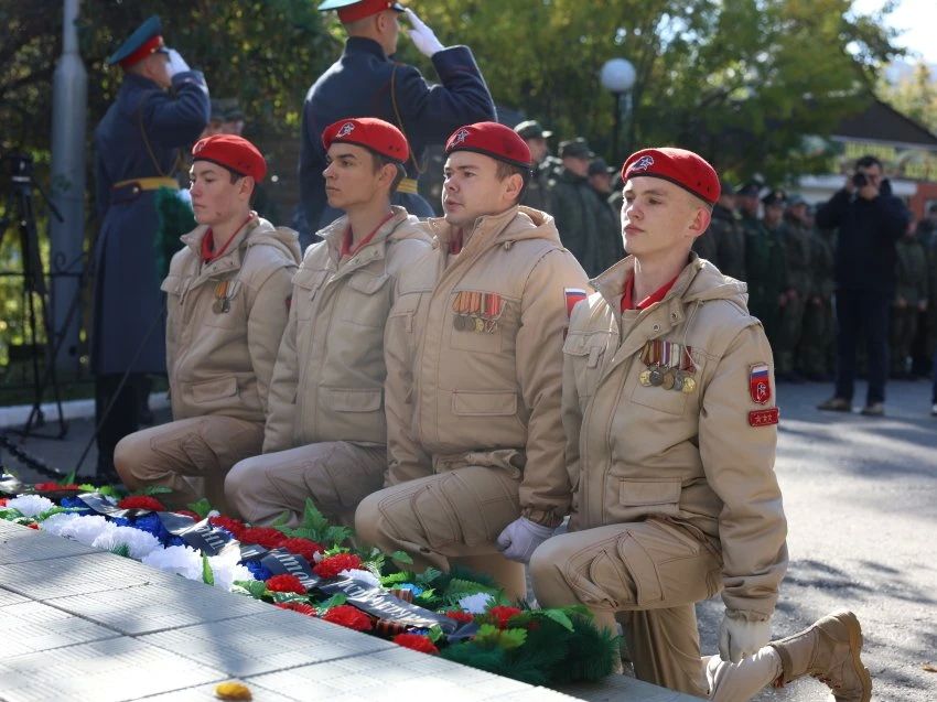Память забайкальцев, погибших при исполнении воинского долга, почтили в Чите Память забайкальцев, погибших при исполнении воинского долга, почтили в Чите