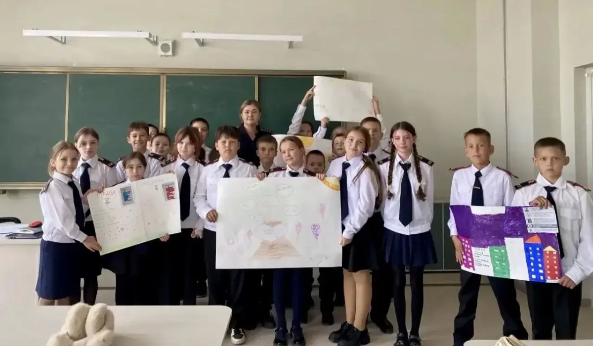 Инспектор ПДН провела для будущих полицейских интерактивный урок