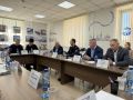 В эти минуты в Штабе общественной поддержки «Единой России» проходит итоговый круглый стол, посвящённый прошедшим выборам