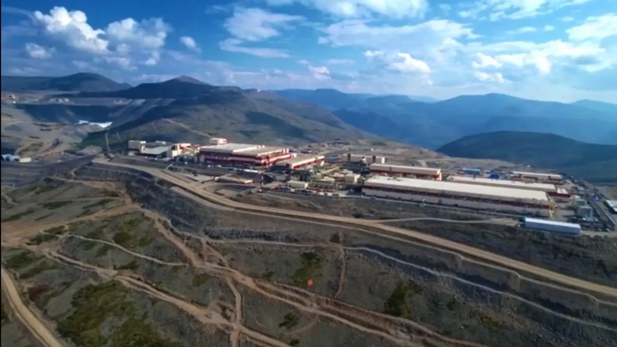 На площадке Минэкономразвития Забайкалья состоялась встреча с представителями Удоканской меди - компании, которая реализует крупномасшатбный проект по добыче и переработке меди в Каларском округе