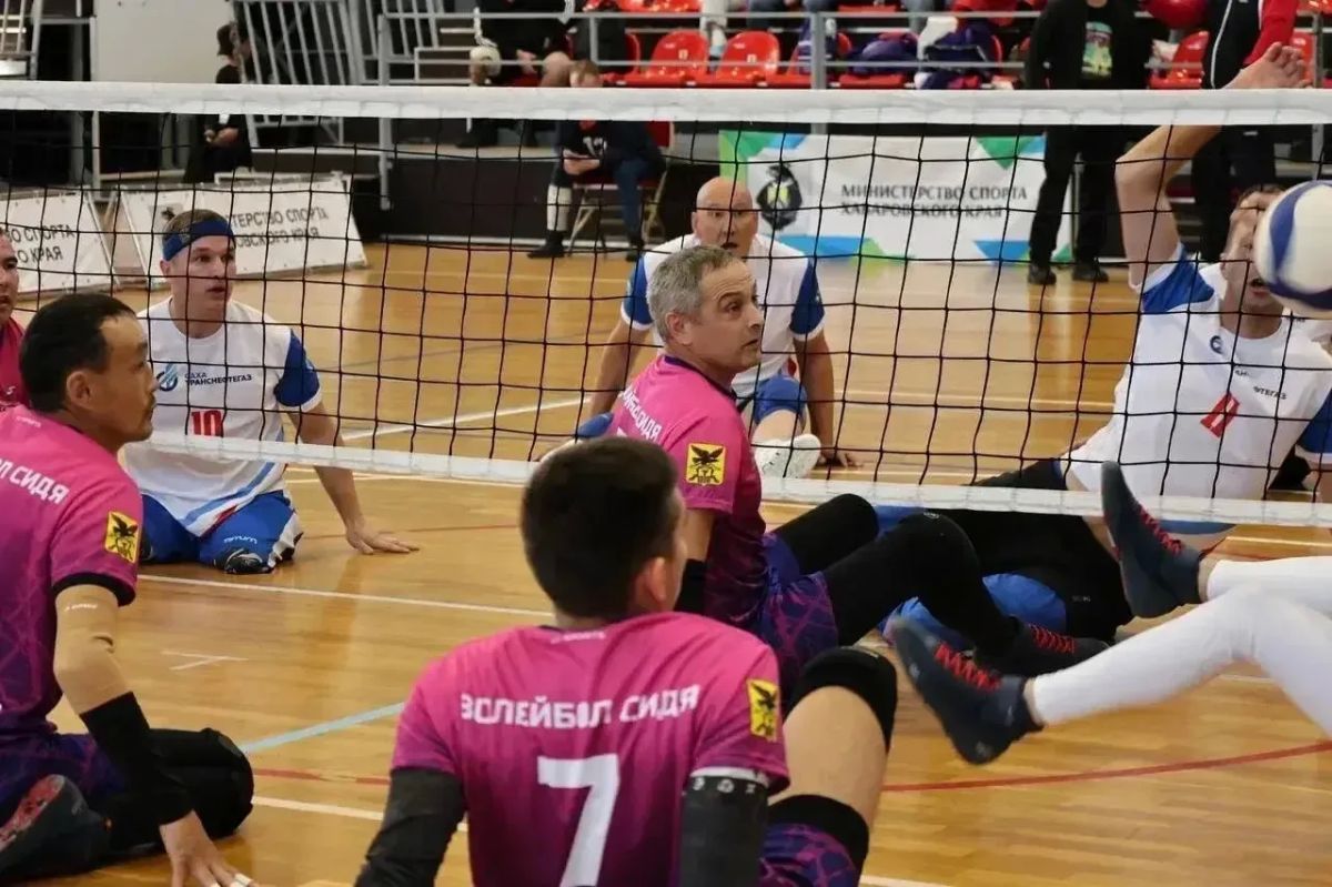 Забайкальские ветераны СВО завоевали серебро чемпионата Дальнего Востока по волейболу сидя Забайкальские ветераны СВО завоевали серебро чемпионата Дальнего Востока по волейболу сидя