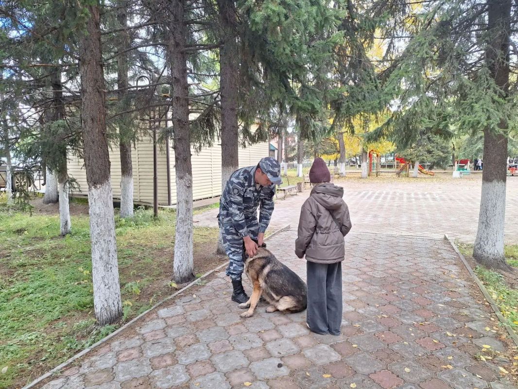 Юбилей районного отдела полиции - праздник для всех жителей Юбилей районного отдела полиции - праздник для всех жителей