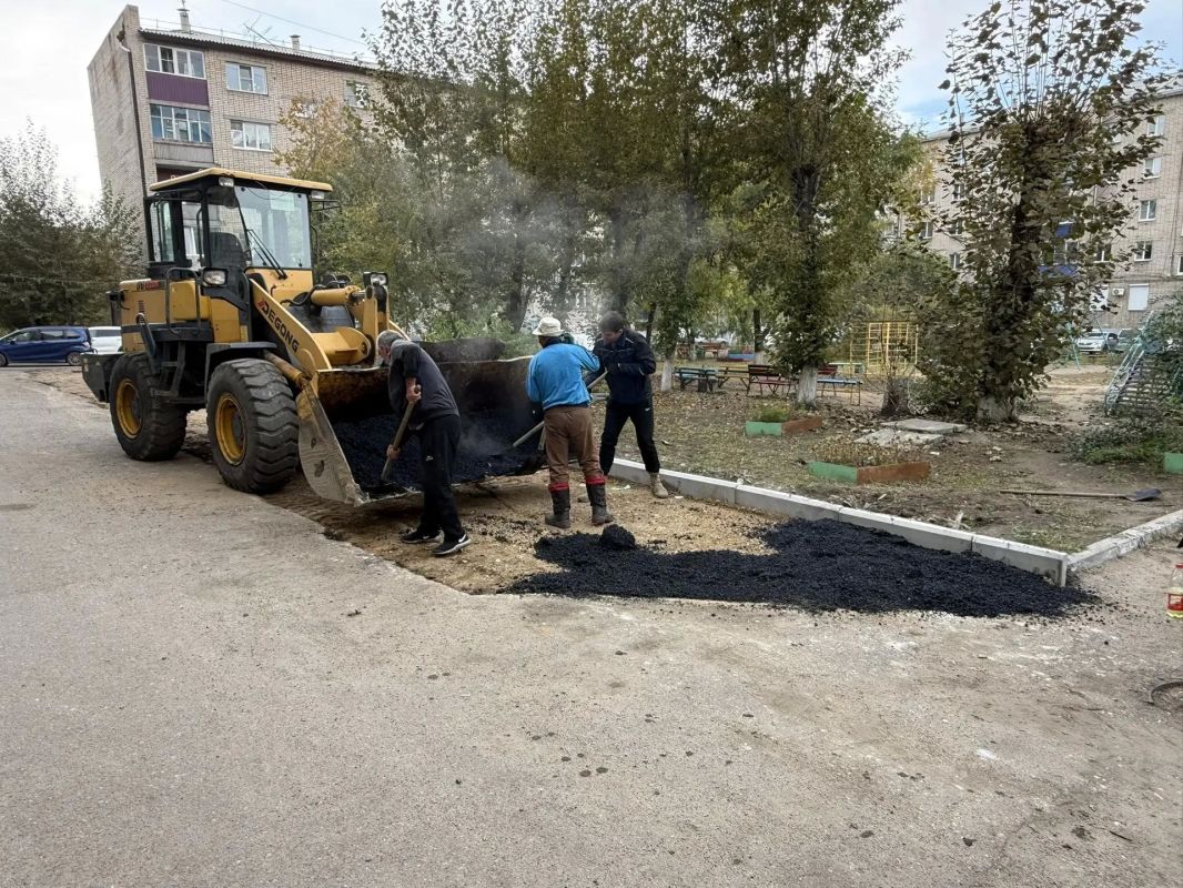 Ещё один двор нашего города стал уютнее и современнее