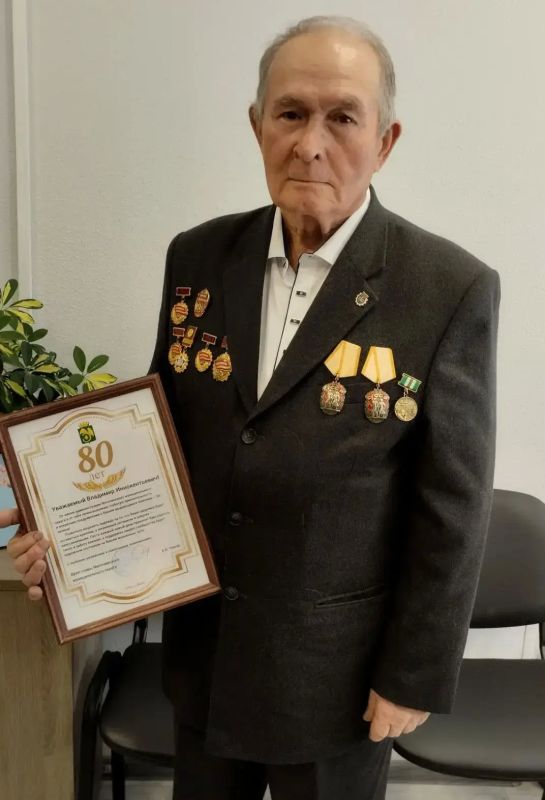 Житель Могочи Бояркин Владимир Иннокентьевич отметил 80-летний юбилей