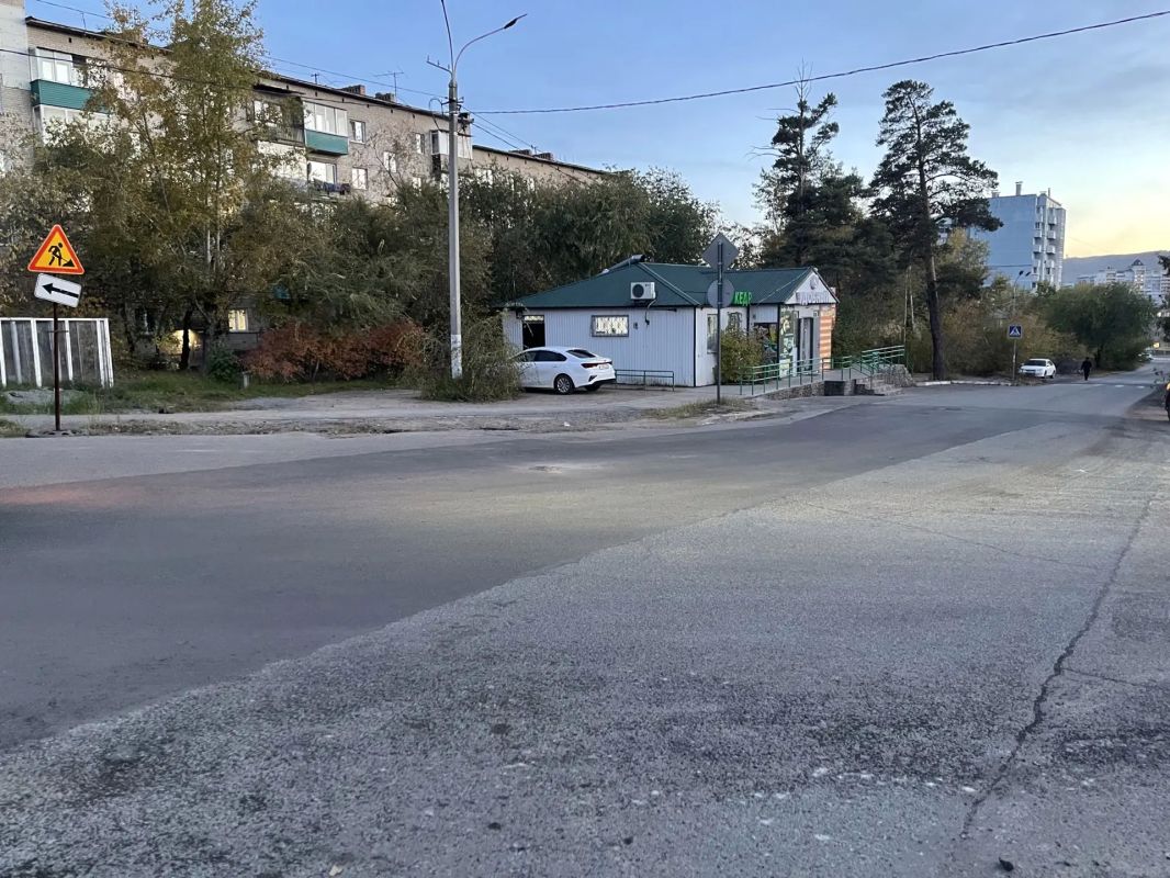 В Чите после вмешательства прокуратуры подрядчик принял меры к восстановлению дорожного покрытия на месте строительства детского сада В Чите после вмешательства прокуратуры подрядчик принял меры к восстановлению дорожного покрытия на месте строительства детского сада