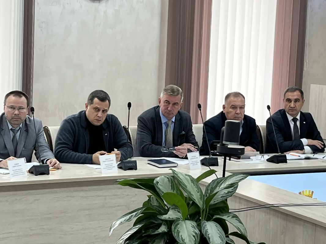 Плановое заседание городской комиссии по предупреждению и ликвидации чрезвычайных ситуаций и обеспечению пожарной безопасности прошло в администрации краевого центра Плановое заседание городской комиссии по предупреждению и ликвидации чрезвычайных ситуаций и обеспечению пожарной безопасности прошло в администрации краевого центра