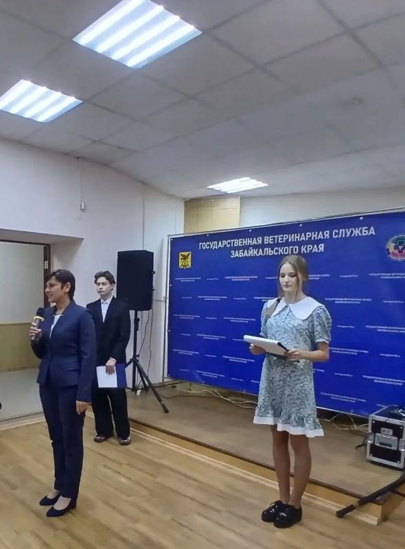 1 октября Государственная ветеринарная служба Забайкальского края по доброй традиции поздравила ветеранов отрасли — бывших сотрудников службы с Международным днём пожилых людей 1 октября Государственная ветеринарная служба Забайкальского края по доброй традиции поздравила ветеранов отрасли — бывших сотрудников службы с Международным днём пожилых людей