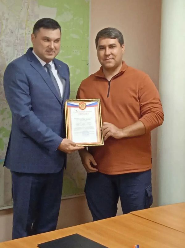 Торжественное мероприятие, посвященное работе сотрудников органов гражданской обороны и чрезвычайных ситуаций, прошло в пятницу, 2 октября, в Управлении по делам ГО и ЧС города Читы Торжественное мероприятие, посвященное работе сотрудников органов гражданской обороны и чрезвычайных ситуаций, прошло в пятницу, 2 октября, в Управлении по делам ГО и ЧС города Читы