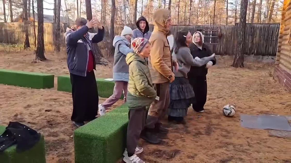 «Всегда рядом»: выходные на природе для приёмных семей Забайкалья Клуб приёмных семей «Всегда рядом» провёл выходные на природе. Мероприятие состоялось в рамках реализации проекта, ставшего победителем первого конкурса...