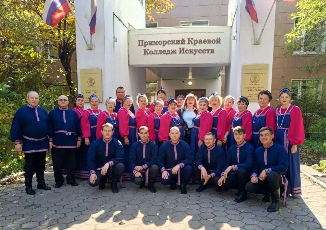 Народный хор из Красного Чикоя занял II место на окружном этапе Всероссийского хорового Фестиваля Народный хор из Красного Чикоя занял II место на окружном этапе Всероссийского хорового Фестиваля