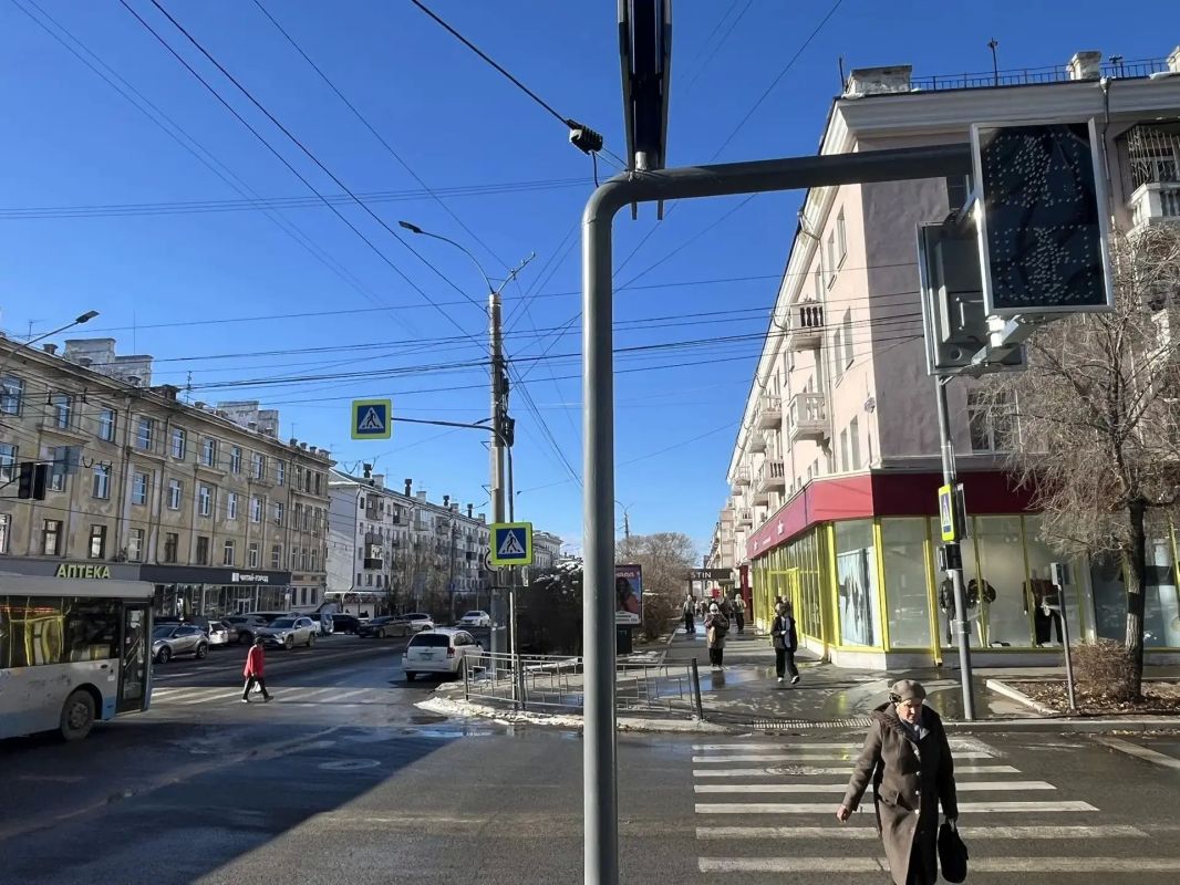 В Чите заработают три новых светофора