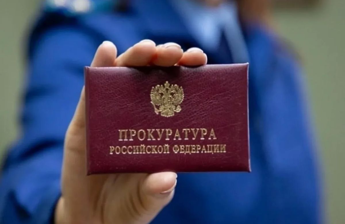 В Чите начали проверку по жалобам родителей на пропускную систему в школе