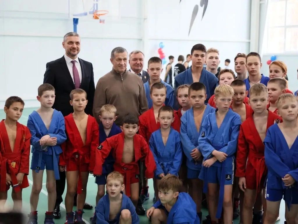 Александр Осипов: Благодарю Юрия Петровича Трутнева за помощь Забайкальскому краю и поддержку наших инициатив Александр Осипов: Благодарю Юрия Петровича Трутнева за помощь Забайкальскому краю и поддержку наших инициатив