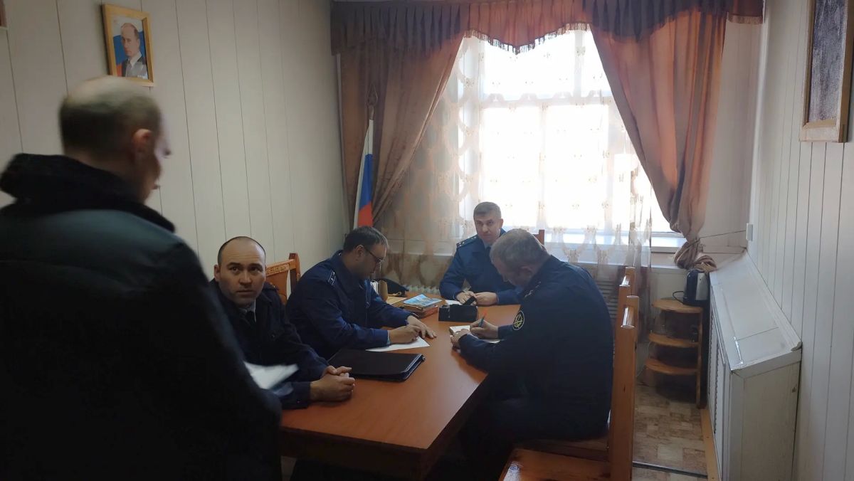 Заместитель прокурора Забайкальского края Сергей Цурбанов в Нерчинске проверил исправительное учреждение строгого режима Заместитель прокурора Забайкальского края Сергей Цурбанов в Нерчинске проверил исправительное учреждение строгого режима