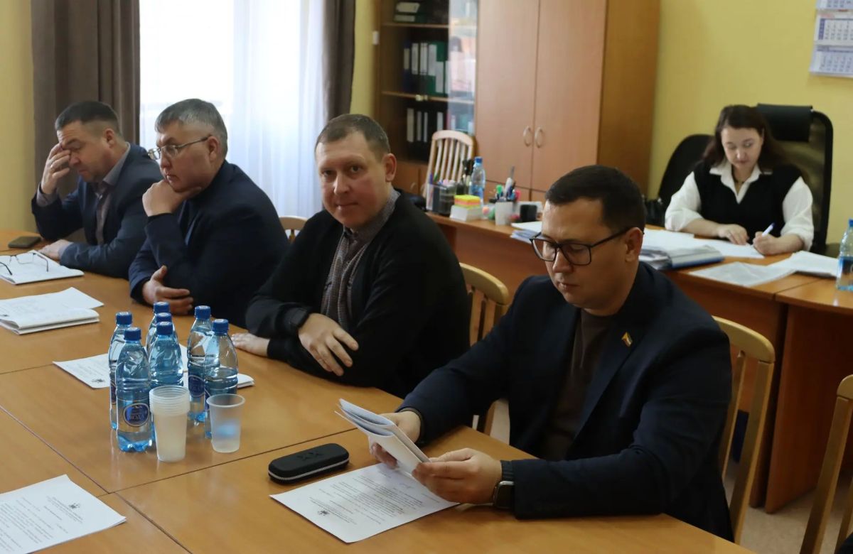 Совместное заседание комитета городского хозяйства и комитета по экономическому развитию и предпринимательству Думы Читы состоялось 27 октября Совместное заседание комитета городского хозяйства и комитета по экономическому развитию и предпринимательству Думы Читы состоялось 27 октября